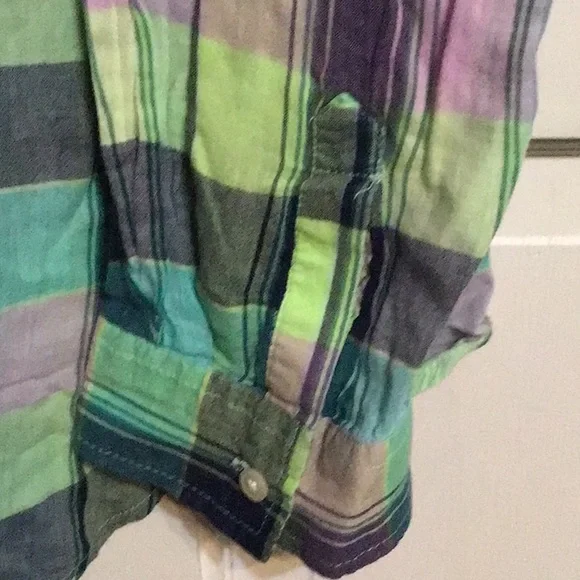 OLD NAVY PLAID LONG SLEEVE SHIRT - Picture 5 of 9